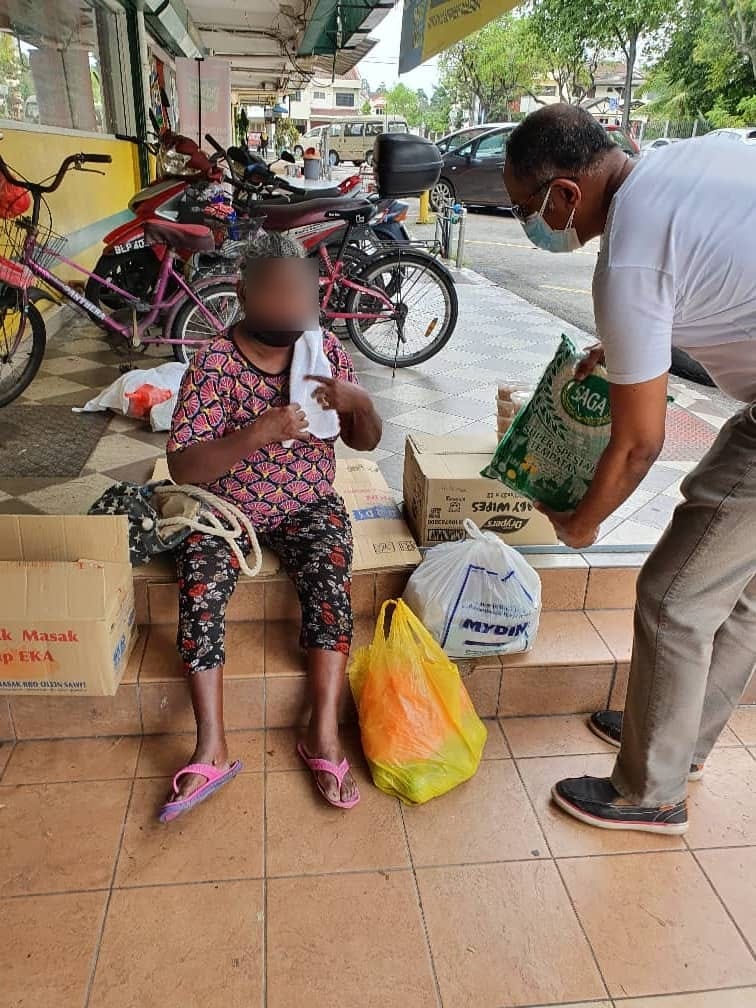 FreeMakan Brings Joy And Relief To B40 Families At Taman Kelana Jaya