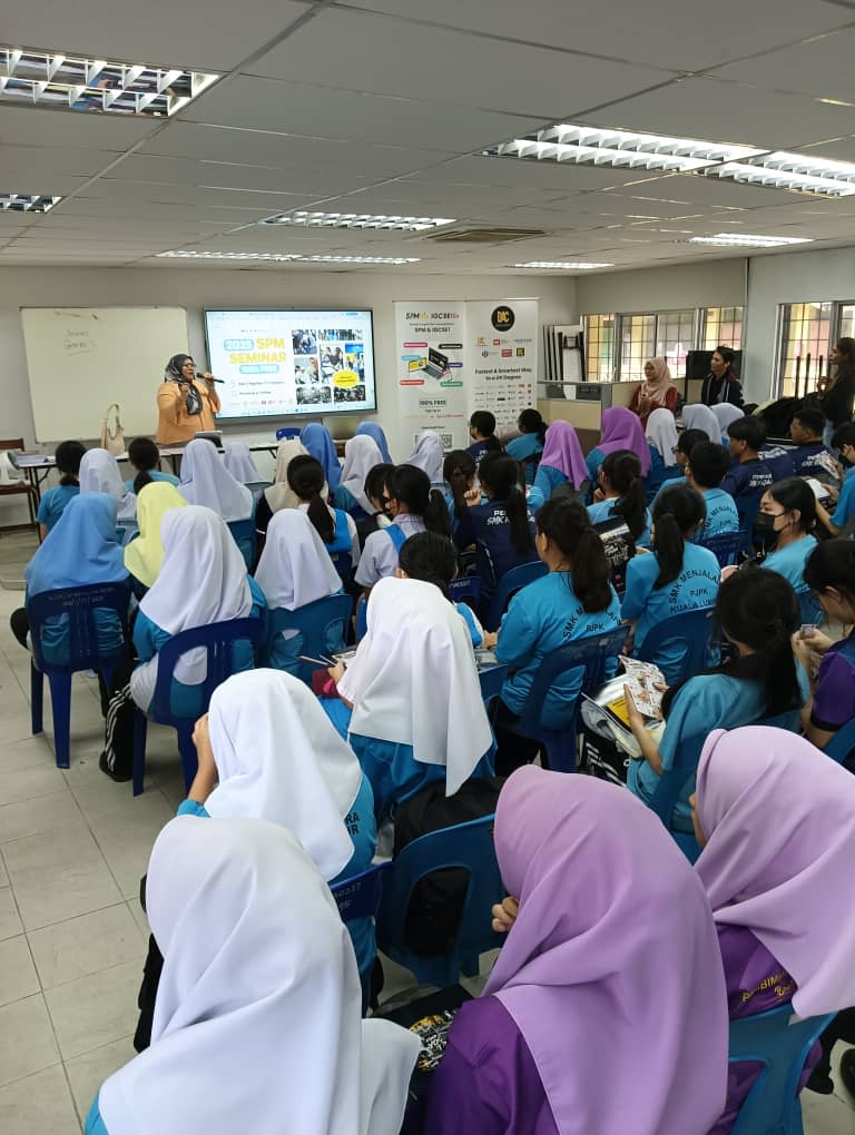 Empowering Students at SMK Menjalara: A Focus on Effort, Strategy and Success